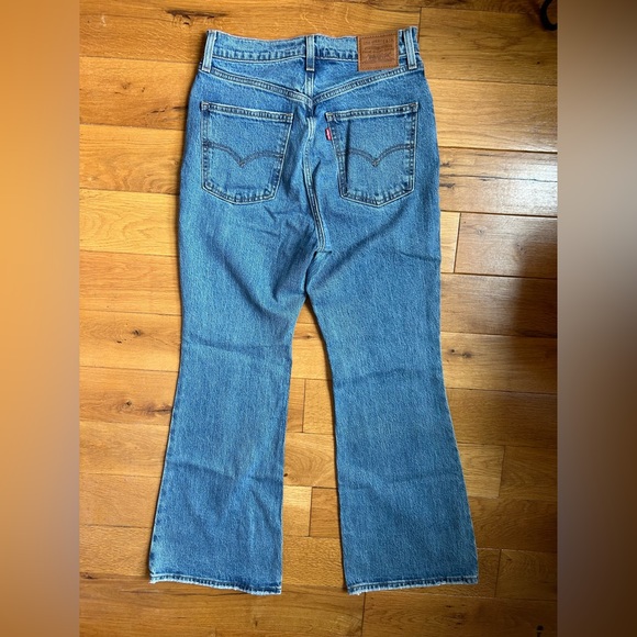 Levi’s 70s High Rise Flare Jeans size 28 in Sonoma Walks - Picture 3 of 5